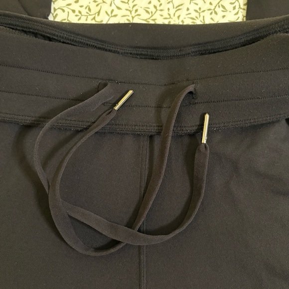 Lulu 🍋 Ready to Rulu High-Waisted Jogger - Picture 4 of 7